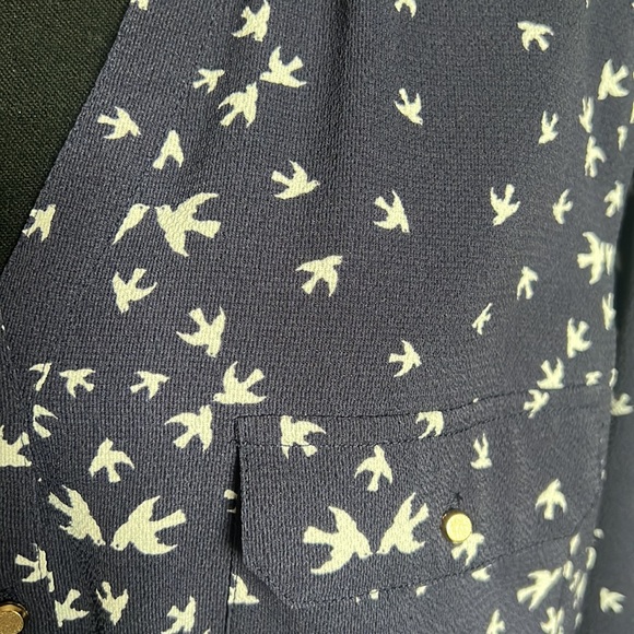 Skies Are Blue dress blouse - Picture 3 of 8